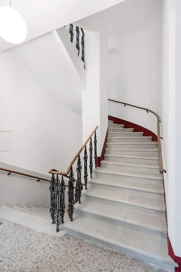 ⍟Luxurious And Bright⍟ 5 Min Walk To City Center Apartment Vienna