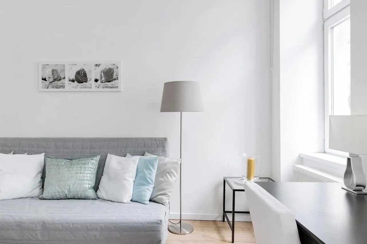 ⍟Luxurious And Bright⍟ 5 Min Walk To City Center Apartamento Viena