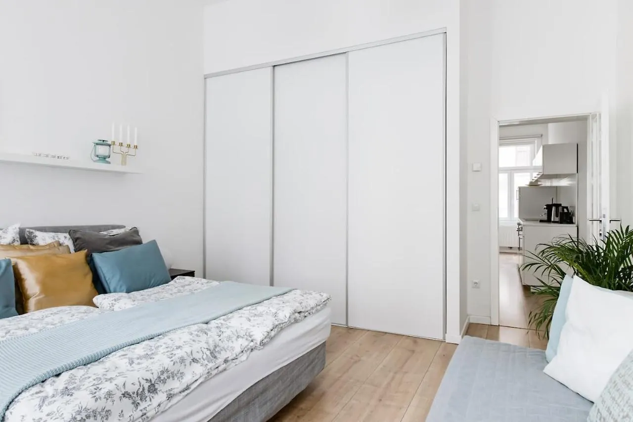 ⍟Luxurious And Bright⍟ 5 Min Walk To City Center Apartment Vienna 0*,