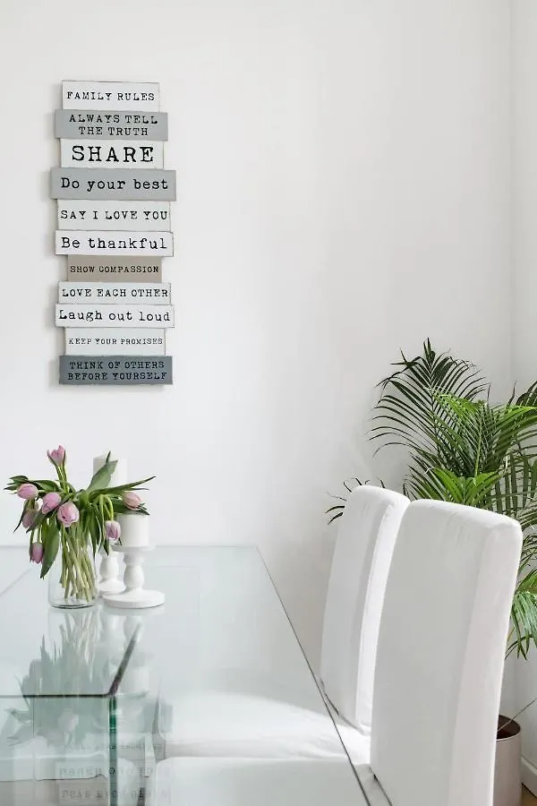 ⍟Luxurious And Bright⍟ 5 Min Walk To City Center Apartamento Viena 0*,