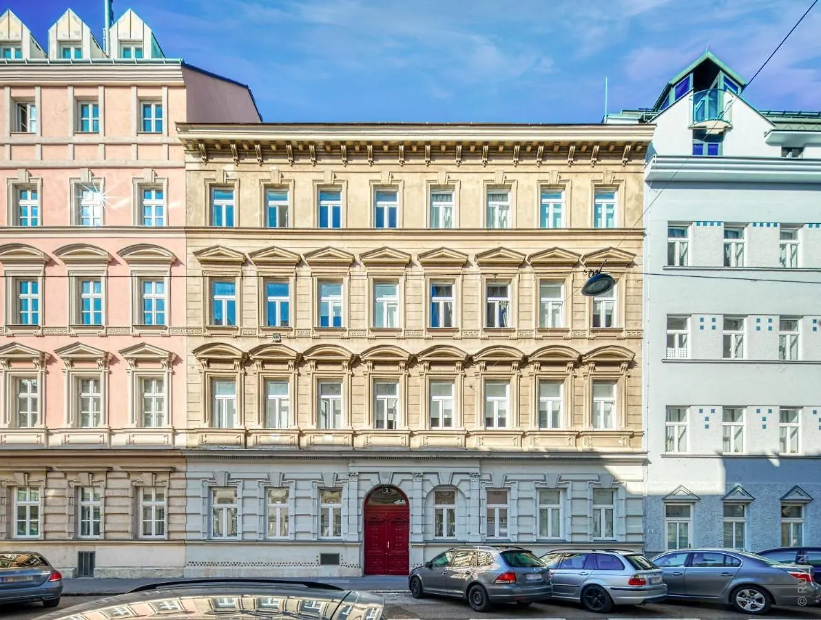 ⍟Luxurious And Bright⍟ 5 Min Walk To City Center Apartment Vienna