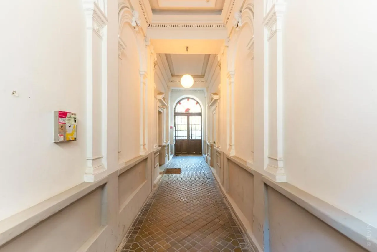 ⍟Luxurious And Bright⍟ 5 Min Walk To City Center Apartment Vienna 0*,  Austria